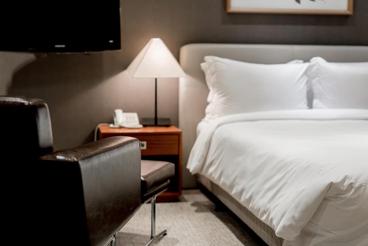 Oriens Hotel & Residences Myeongdong Séoul Extérieur photo