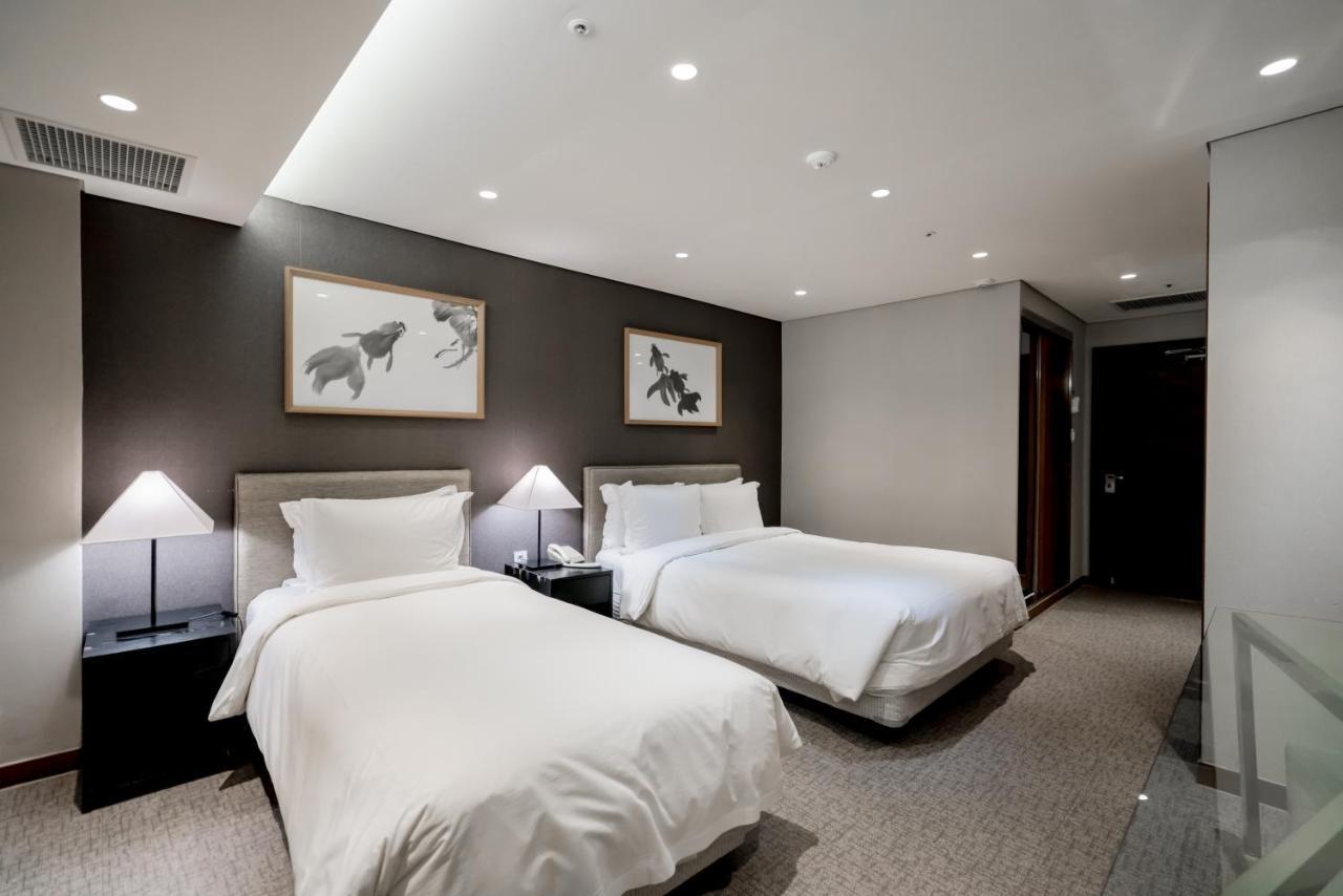 Oriens Hotel & Residences Myeongdong Séoul Extérieur photo