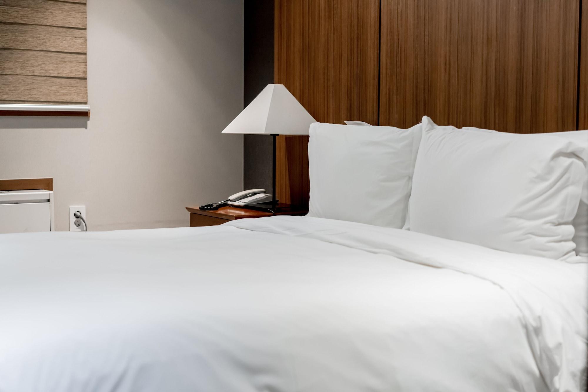 Oriens Hotel & Residences Myeongdong Séoul Extérieur photo