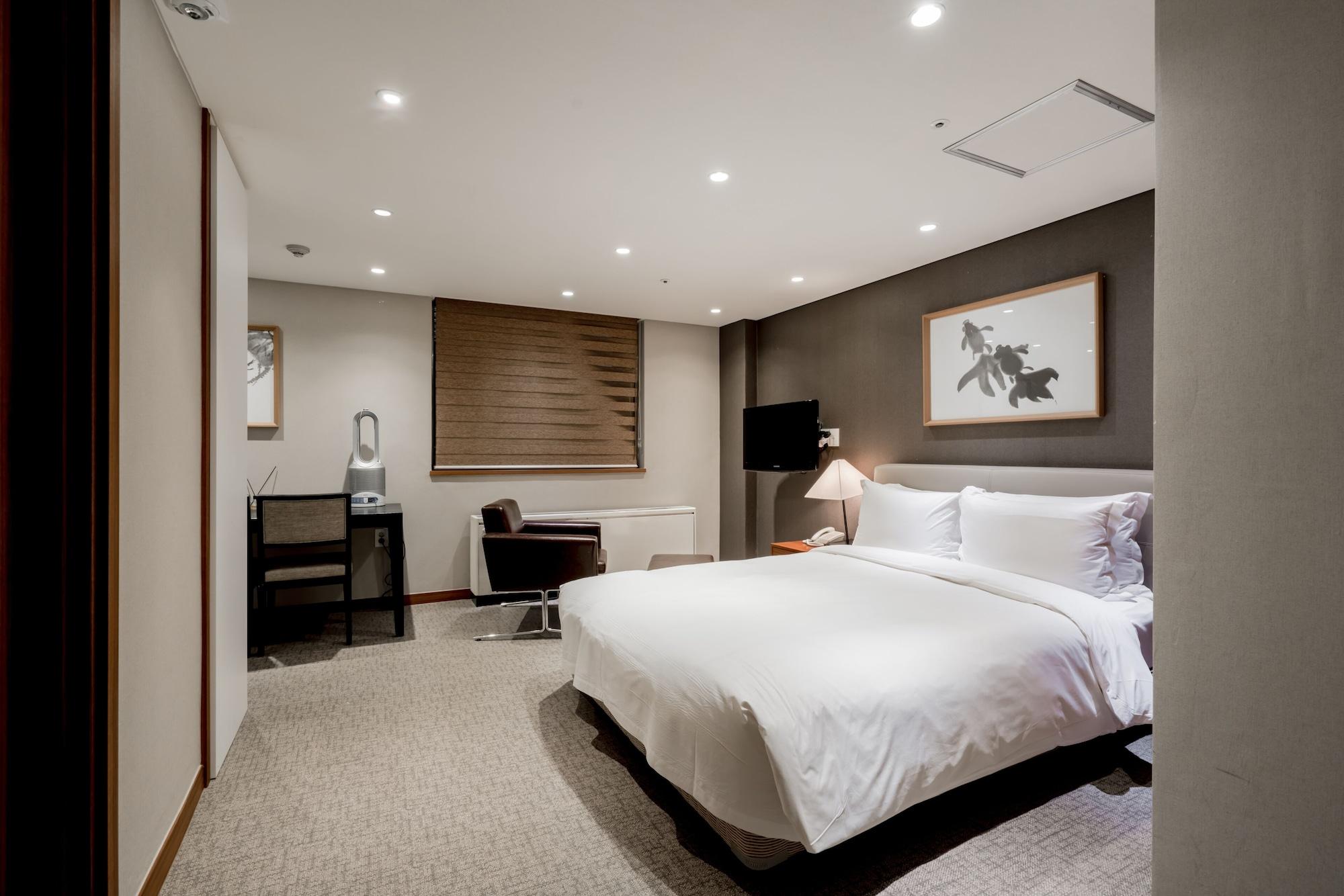 Oriens Hotel & Residences Myeongdong Séoul Extérieur photo