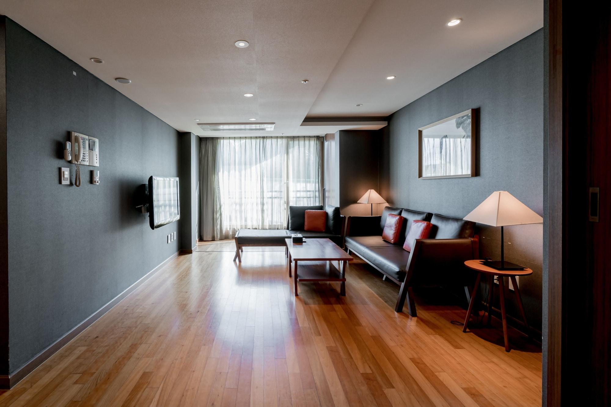Oriens Hotel & Residences Myeongdong Séoul Extérieur photo